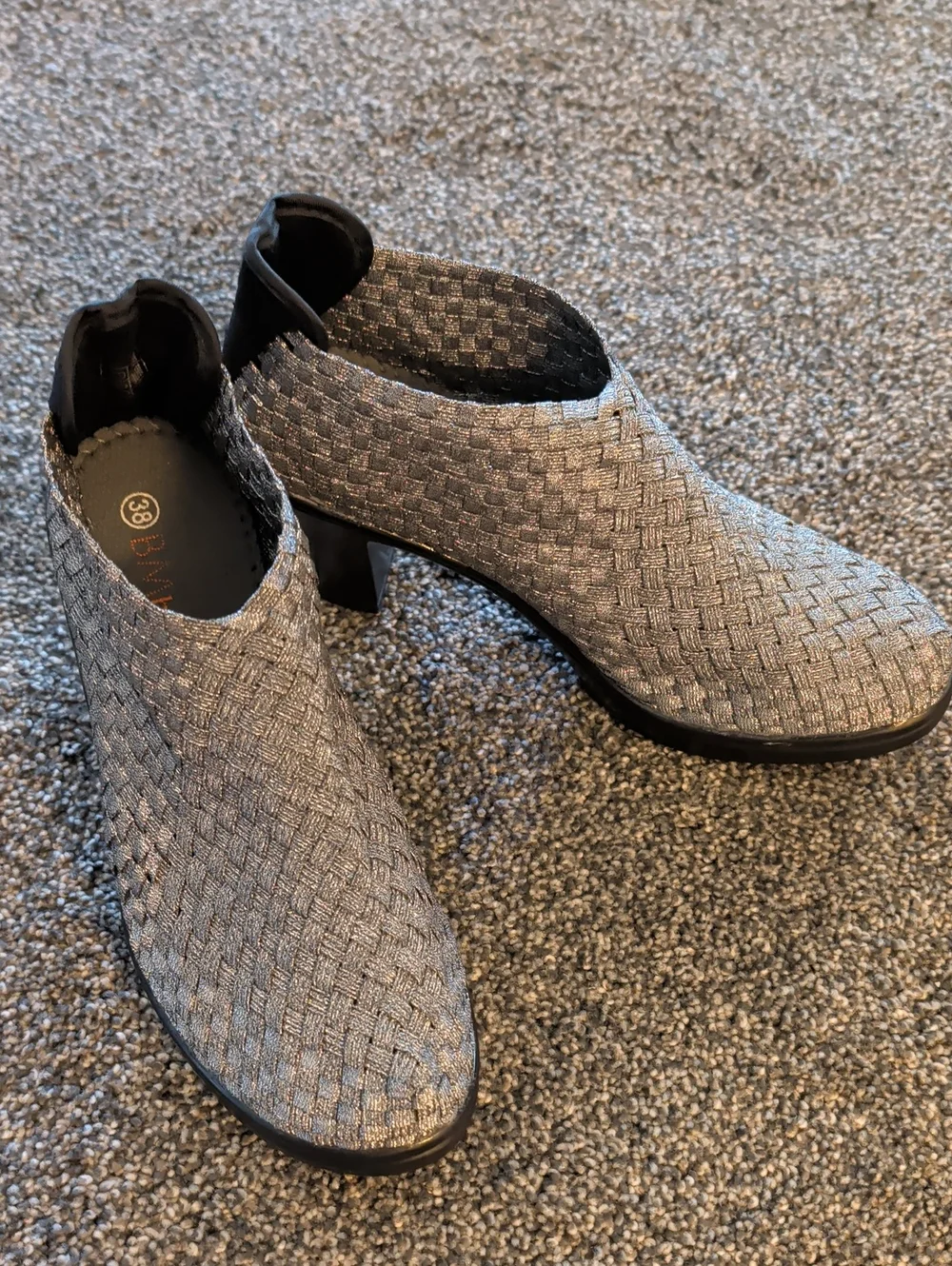 NWOT,,,bernie mev. Woven Metallic Silver Ankle Booties